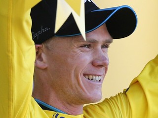 Chris Froome vyhral prvú horskú etapu na tohtoročnej Tour de France a zostal lídrom pretekov.
