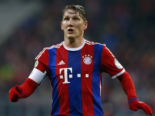 Bastian Schweinsteiger si obliekal dres prvého mužstva Bayernu Mníchov od roku 2002.
