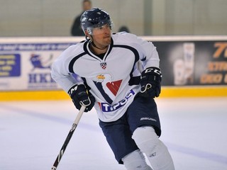 Slovan už začal s prípravou na novú sezónu. Jeho dres si opäť bude obliekať aj obranca Ivan Švarný.