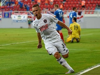 Trnavčan Martin Mikovič sa teší z gólu na 2:1 do siete Linfield FC v úvodnom zápase 2. predkola Európskej ligy.
