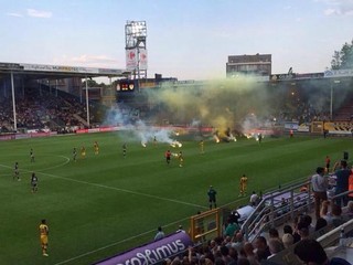 Fanúšikovia zahádzali plochu, majiteľ odstúpil. Hanbím sa, vyhlásil