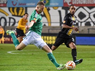 Duel Kukesi-Legia Varšava nedohrali, Dudu trafil do hlavy kameň