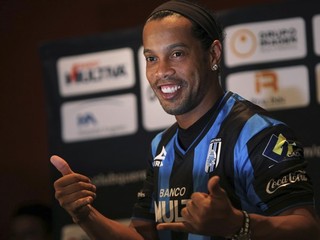 Ronaldinho sa vrátil do rodnej Brazílie po pôsobení v mexickom Querétare.