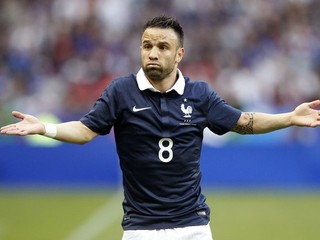 Mathieu Valbuena si už obliekol aj reprezentačný dres Francúzska.