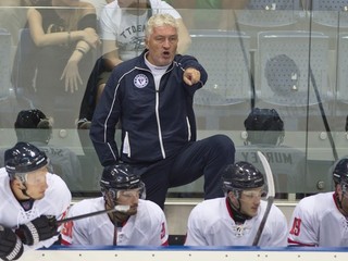 Miloš Říha sa rozhodne nemyslí, že by ukradol trénerské miesto Vladimírovi Kýhosovi.