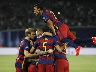 Futbalisti FC Barcelona budú v novej sezóne obhajovať ligový titul, víťazstvo v národnom pohári i triumf v prestížnej Lige majstrov.