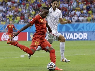 Belgičan Divock Origi (vľavo).