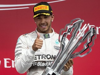Hamilton mal z triumfu na svojej obľúbenej trati veľkú radosť.