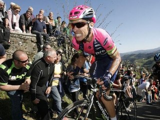 Costu vyhral 6. etapu na Criterium du Dauphine, na čele Nibali