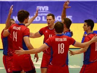 Slovenskí volejbalisti prehrali s Číňanmi, hoci vyhrávali už 2:0 na sety.