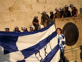 UEFA je pripravená pomôcť gréckym klubom