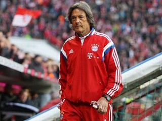 Po prehre v Porte odišiel z Bayernu klubový lekár. Po 40 rokoch