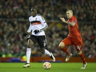 Liverpool chce predĺžiť zmluvu so Škrtelom, tvrdí hráčov agent