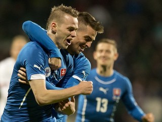 Ondrej Duda (vľavo) dostáva príležitosť už aj v seniorskej reprezentácii.