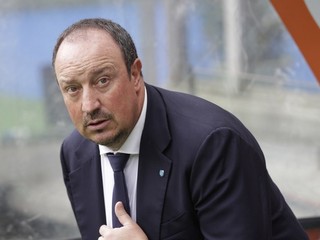 Čoraz častejšie sa v médiách v poslednom období hovorilo o tom, že by mal Rafael Benítez z Neapola odísť.