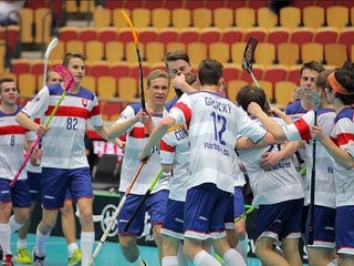 Slovenskí florbalisti remizovali na MS juniorov s Lotyšskom.