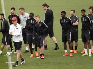 Zverenci Laurenta Blanca (v popredí) môžu v priebehu najbližších dvoch týždňov získať hneď dve trofeje.