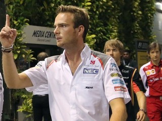 Gierd Van der Garde má podľa rozhodnutia súdu platnú zmluvu s tímom Sauber.