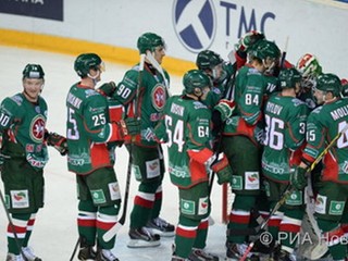 Kazaň zvíťazila v Omsku, vedie 2:1 na zápasy