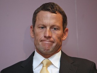 Lance Armstrong nedávno spolupracoval aj na vyšetrovaní Nezávislej reformnej komisie svetovej cyklistiky (CIRC) o dopingovej minulosti odvetvia.