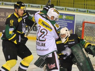 Tomáš Harant (vľavo) bude v kariére pokračovať v Čechách.