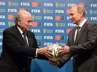 Rusi znížia rozpočet na futbalové MS o 435 miliónov eur