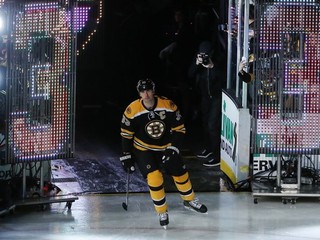 Svojho kapitána potrebujú Bruins počas kľúčovej fázy základnej časti NHL na ľade.