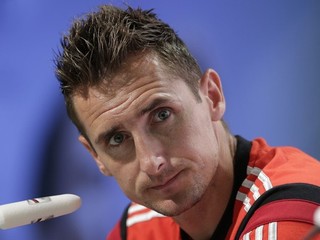 Miroslav Klose v súčasnosti pôsobí v Laziu Rím. Možno sa však vráti do Werderu Brémy.