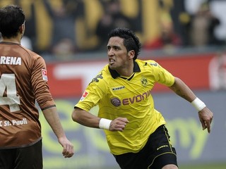 Lucas Barrios vpravo ešte v drese Dortmundu.