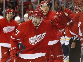 Tomáš Tatar odohral proti Nashville skvelý zápas.