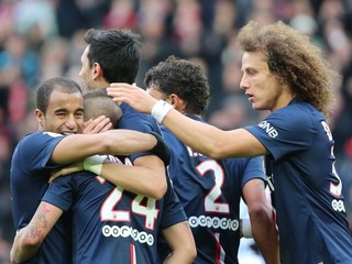 Futbalisti PSG sa tešia z víťazstva nad Evianom.