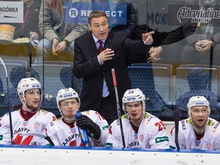 Hokejisti Novokuzneck sú sklamaní.