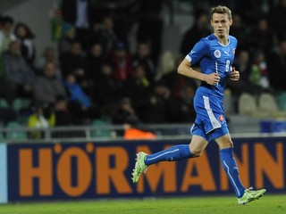 Ondrej Duda (Slovensko) v prípravnom zápase Slovensko - Fínsko 18. novembra 2014 v Žiline.