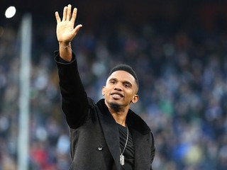 Samuel Eto'o zdraví fanúšikov Sampdorie Janov.