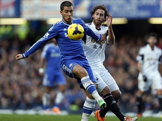 Eden Hazard (vpredu).