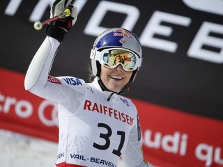 Lindsey Vonnová sa aj napriek neúspechu v cieli obrovského slalomu usmievala.
