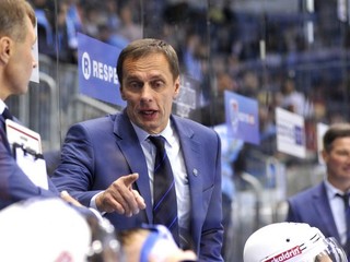 Tréner Dinama Minsk Ľubomír Pokovič.