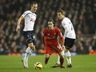 Lazar Markovič (v strede) v dôležitých zápasoch Európskej ligy svojmu tímu nepomôže.