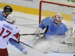 Brankár Johan Backlund vychytal Skovanu v KHL sedem víťazstiev.