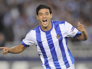 Carlos Vela strelil tri góly.