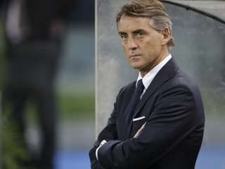 Roberto Mancini na lavičke Interu Miláno.