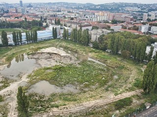 Pohľad na plochu bývalého štadióna ŠK Slovan Bratislava 19. septembra 2014 v Bratislave.