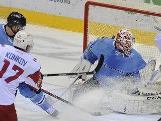 Johan Backlund si poranil sval v oblasti dolnej končatiny.