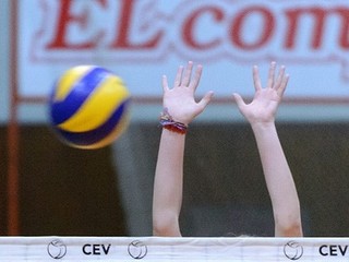 Volejbalistky Kežmarku prehrali v Pezinku, Senica - COP Nitra 2:3