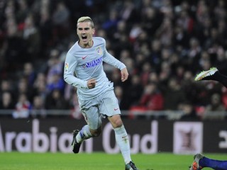 Domáci pritom od 17. minúty viedli 1:0, no úradujúci majster v druhom dejstve otočil najmä zásluhou hetriku Antoineho Griezmanna.