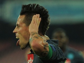 Marek Hamšík sa teší po strelení gólu v zápase Európskej ligy Neapol - Slovan 11. decembra.