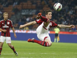 Torresovi sa nedarí ani v drese AC Miláno.