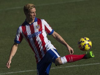 Fernando Torres bude pokračovať v Atléticu Madrid.