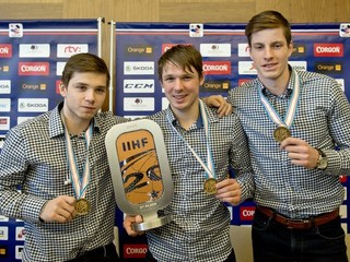 Slováci s bronzovými medailami sú už doma.