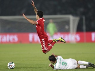 Hráč Bayernu Mníchov Thiago Alcantara (vľavo).